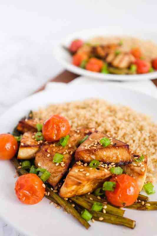 Spicy Baked Tofu & Veggies with Quinoa